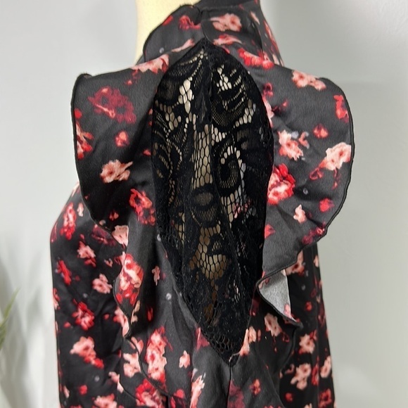 Lane Bryant floral top - Picture 4 of 8